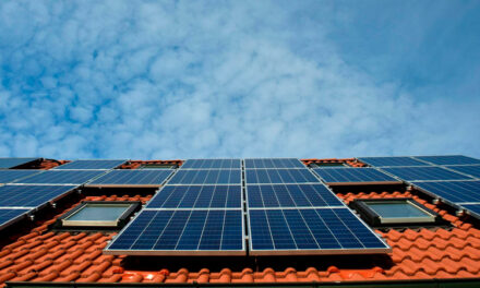 ¿Instalar paneles solares aumenta el valor de una vivienda?