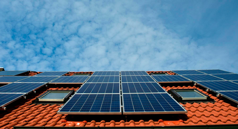 ¿Instalar paneles solares aumenta el valor de una vivienda?